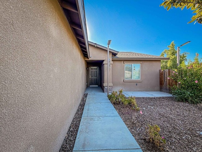 Photo - 1108 Honeybell Ct