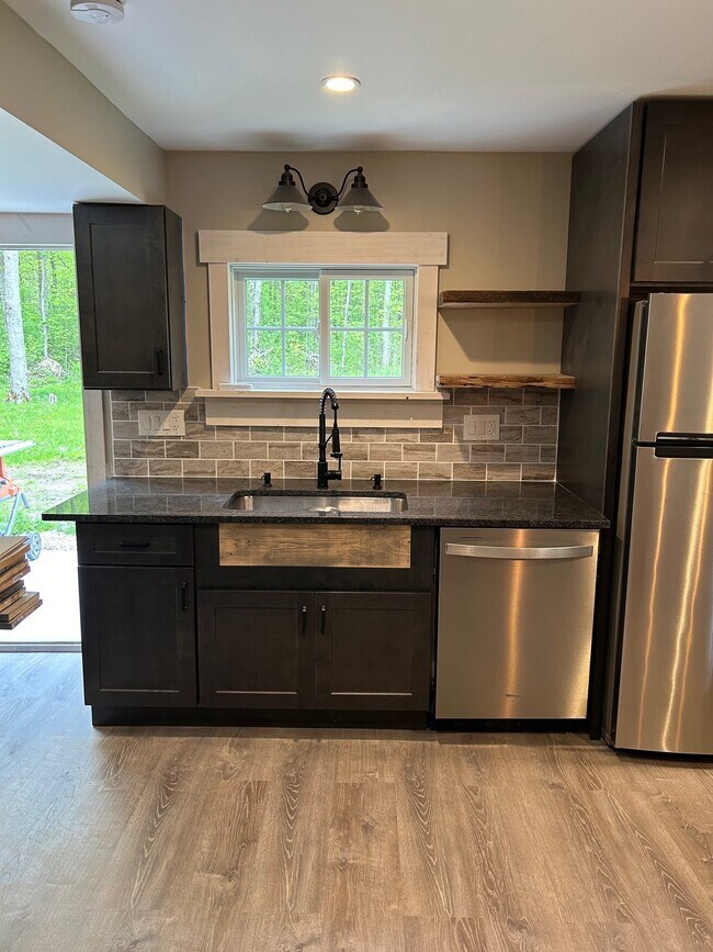 424 Bridge St Townhome Townhome Rental in Suffield CT