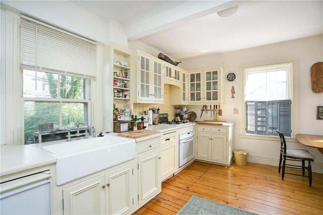 Photo - 94 Spring St