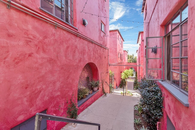 1412-1416 Echo Park Ave