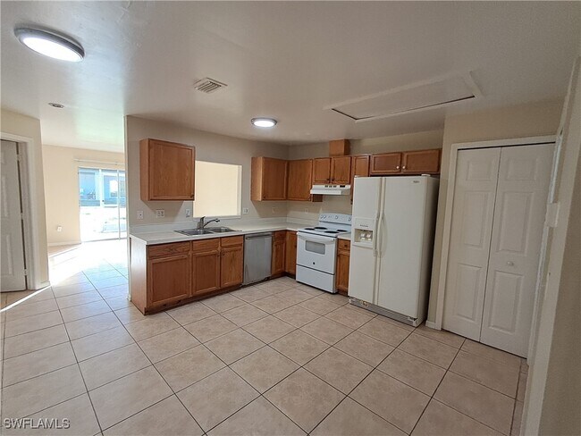 Photo - 133 Meadow Rd