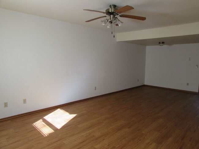 Photo - 25010 Scenic Dr Unit A