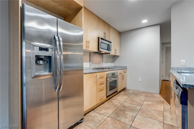 Photo - 353 E Bonneville Ave Unit 161