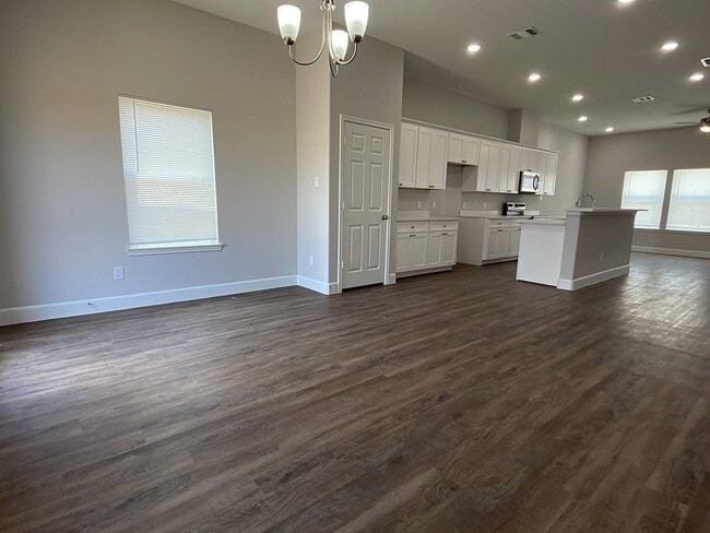 Photo - 798 Rd 5702