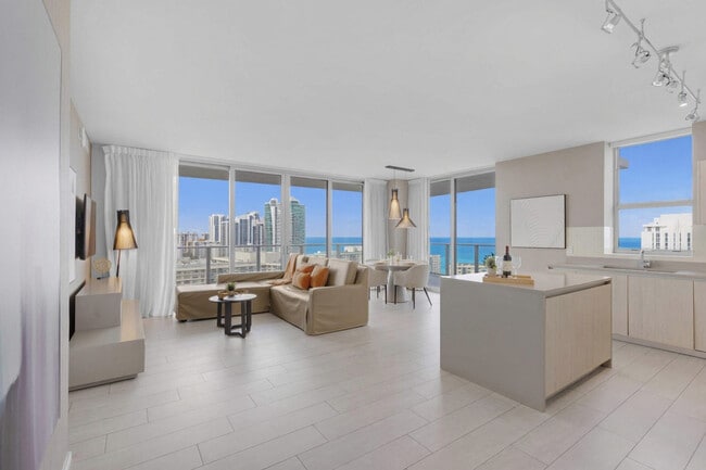 Building Photo - 4010 S Ocean Dr Unit SI ID1227204P