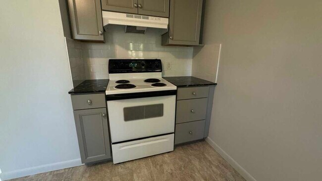 Photo - 32 Gaston St