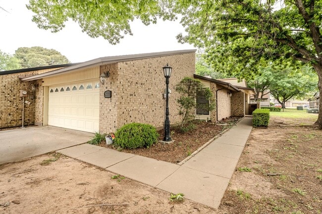 Photo - 4208 Picasso Dr