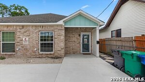 Photo - 906 Gulf St