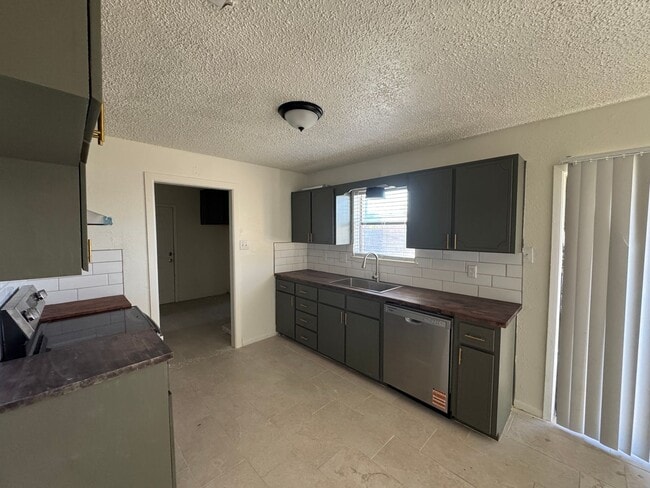 Photo - Beautifully Remodeled 4-Bedroom Home with ...