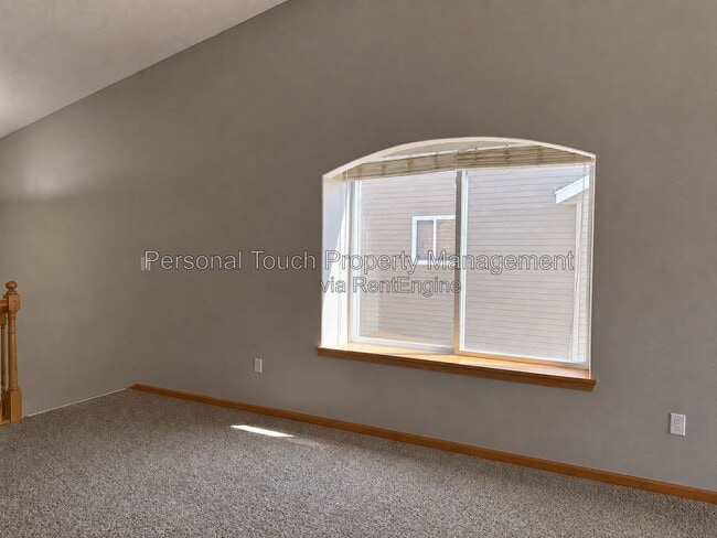 Photo - 4260 39th Ave S