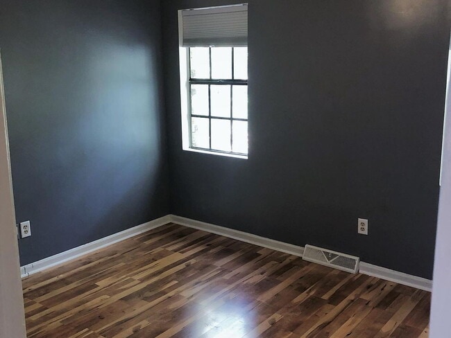 Photo - "Charming 2-Bed Sanctuary with Granite Acc...