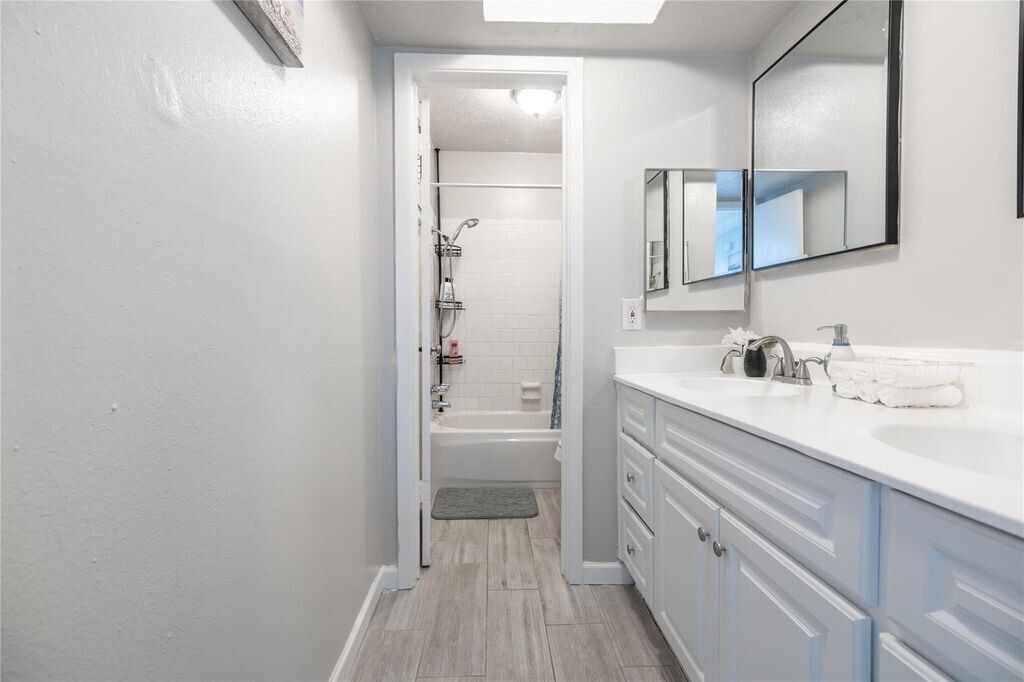 Photo - 9907 Towne Tower Ln