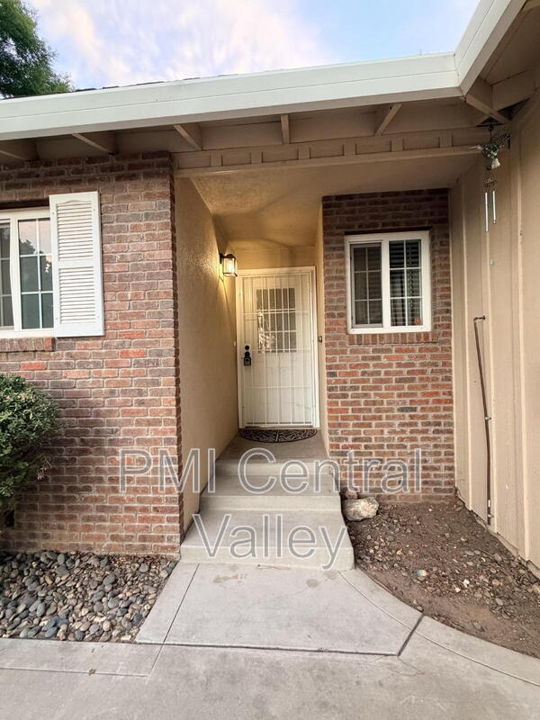 1280 Dodd Ct