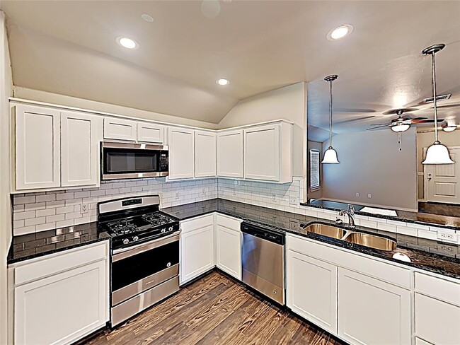 Photo - 1045 Creek Side Dr