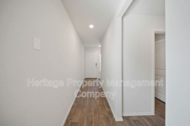 Photo - 15706 Clove Spice Wy