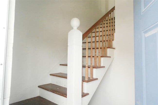 Photo - 304 18th St Unidad Up