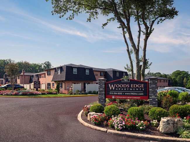 Woods Edge - Woods Edge Apartments