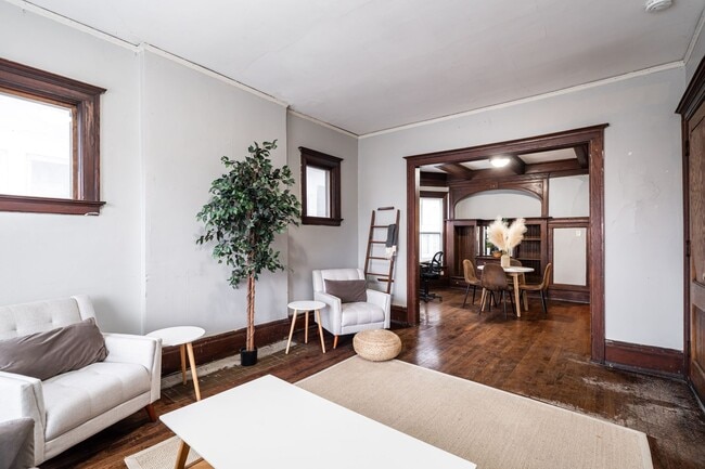 Photo - 2943 N Maryland Ave