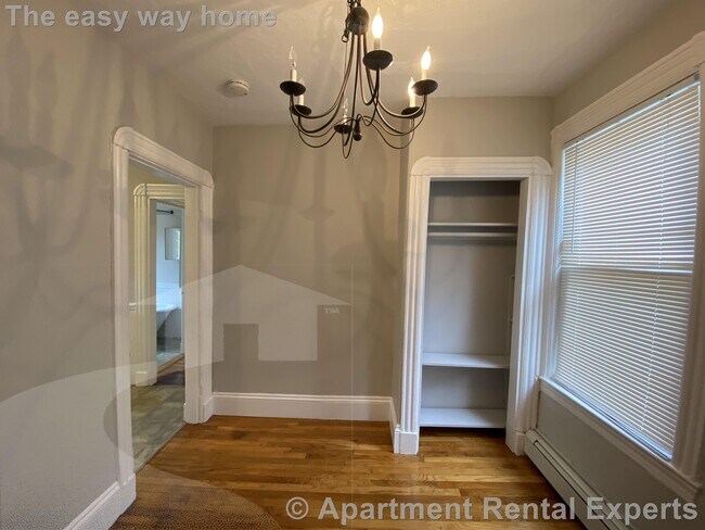 Photo - 568 Green St Apartamento Unidad #2