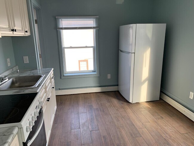 Photo - 420 Emmet St