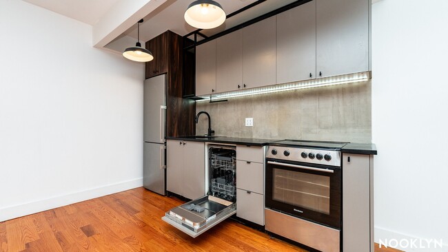 Photo - 620 Parkside Ave Unit 1b