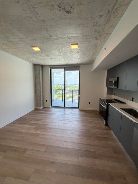 Photo - 307 SW 5th St Unit 901
