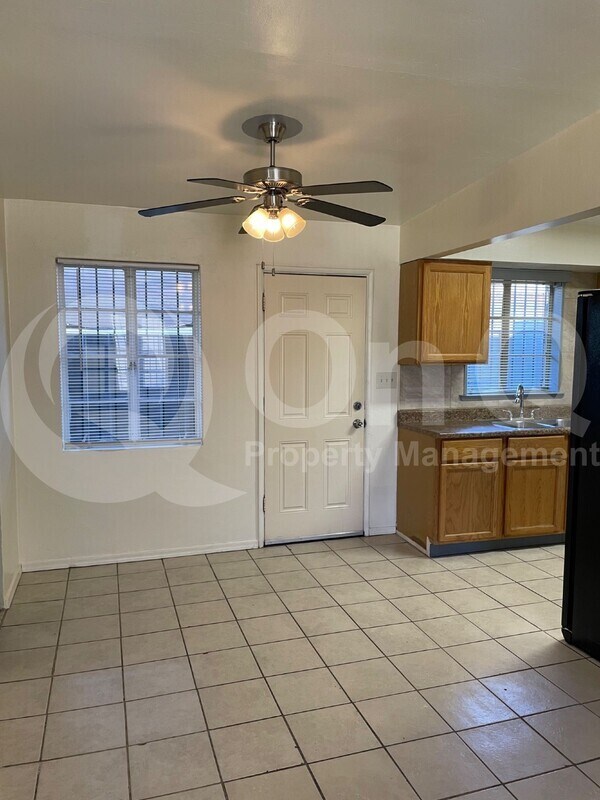 Photo - 39 W 30th St Unidad C