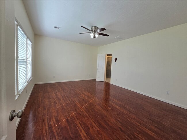 Photo - 6534 Briar Moss Ln