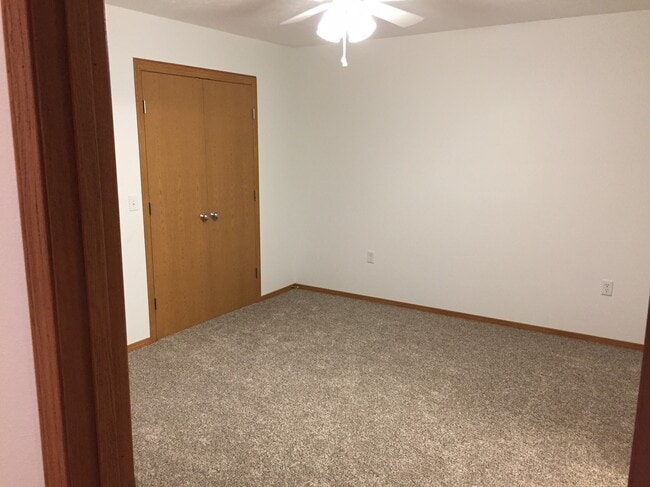 Photo - 1122 N Missouri Dr