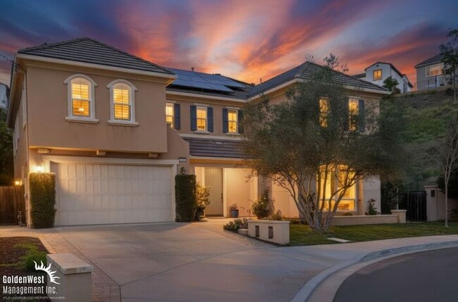 Building Photo - Beautifully Appointed 5Bdm 4Ba Home Located in San Marcos!