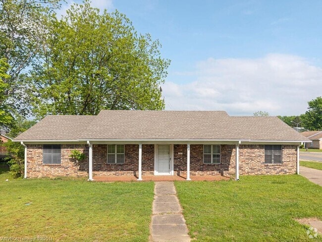 Building Photo - 100 Meadow Pl Rental