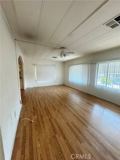 Photo - 2851 Rolling Hills Dr House