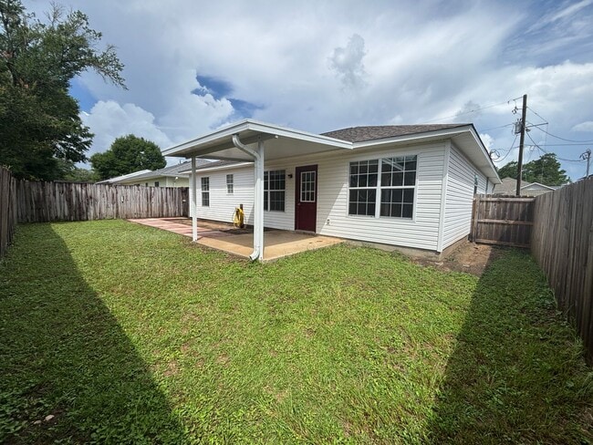 Photo - 1129 Ivey Terrace