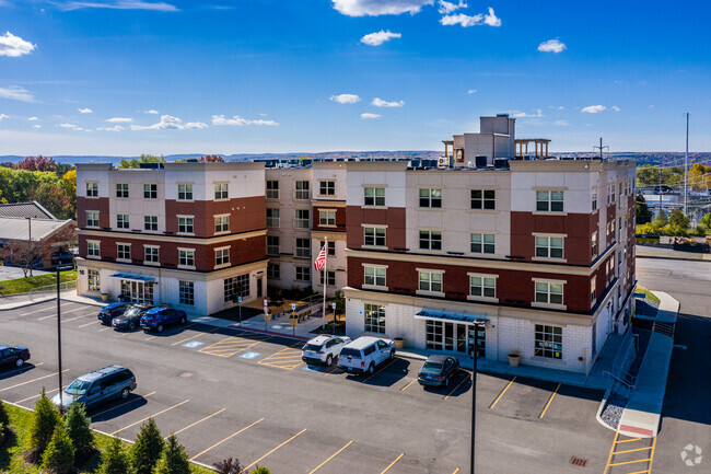 Building Photo - Cayuga View Luxury Living Rental