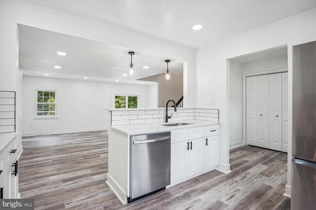 Building Photo - 8648 Watershed Ct Rental