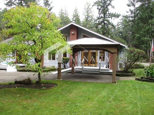 Building Photo - Beautiful 3 Bedroom 2.5 Bath Home in Gig Harbor