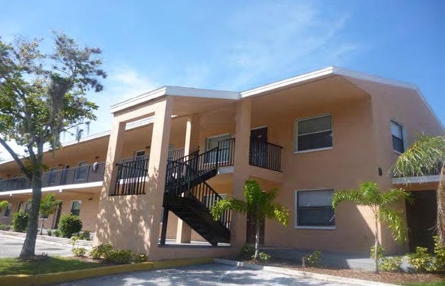 Sawgrass Apartments