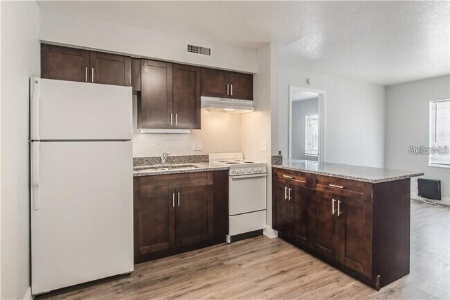 Photo - 9013 Westchester Cir Unit 29 APT E