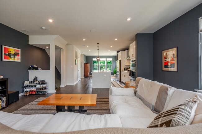 Photo - 2513 River Terrace Rd