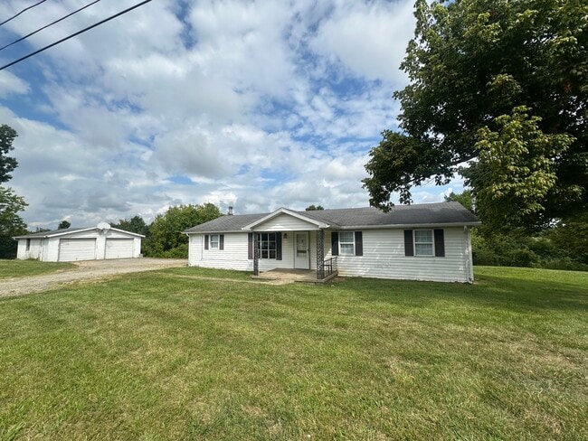 Building Photo - 1612 Alton Station Rd