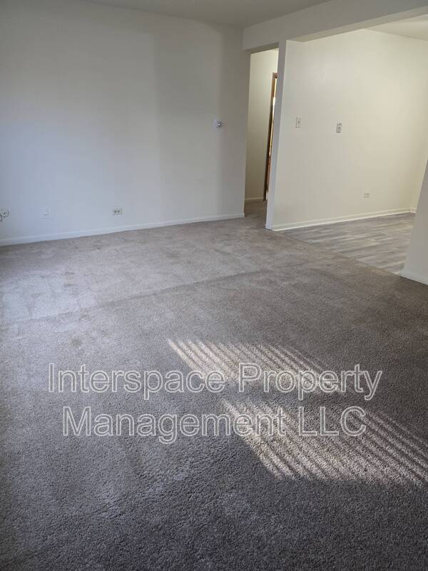 Photo - 9841 S Harlem Ave