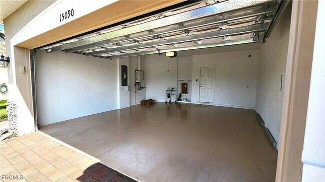 Photo - 15090 Cortona Wy Unidad 1