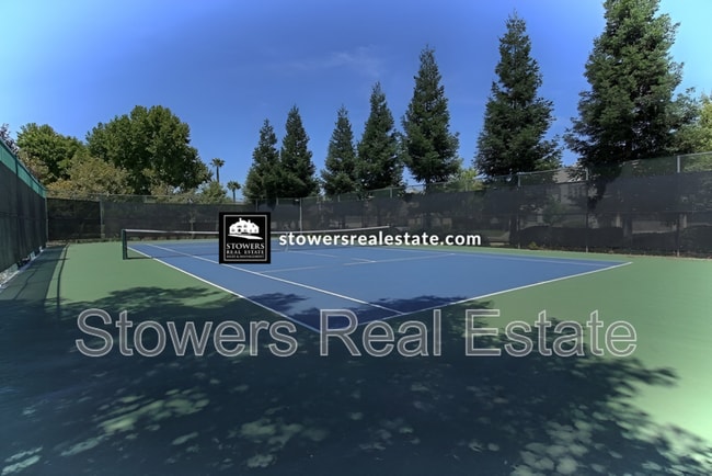 Photo - 1570 Eastlake Cir