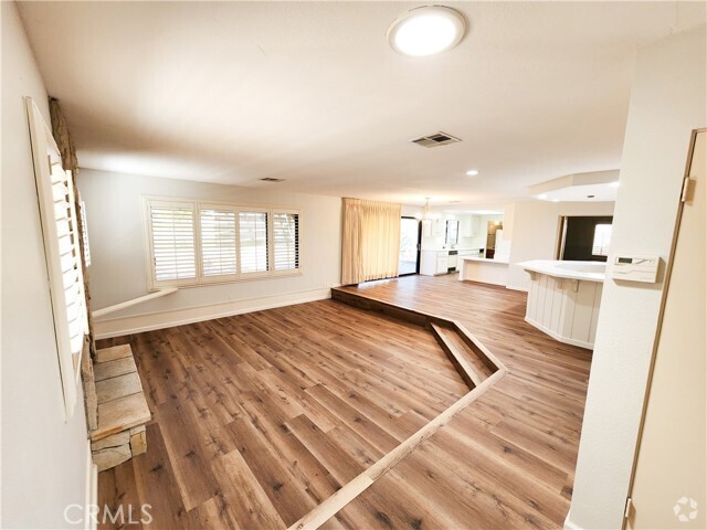 Building Photo - 43305 Texas Ave Rental