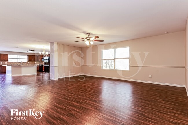 Photo - 229 Silver Spur Dr