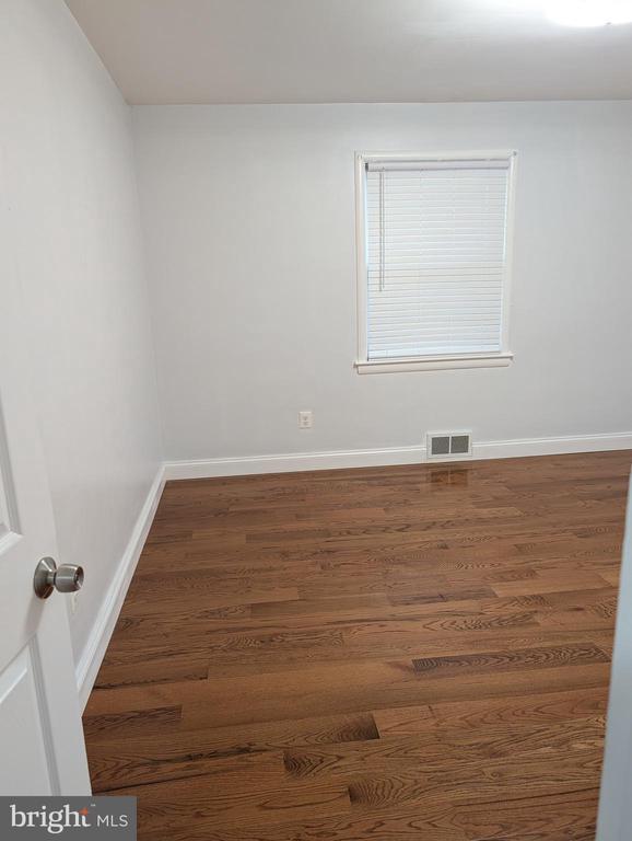 Photo - 5504 Kirby St