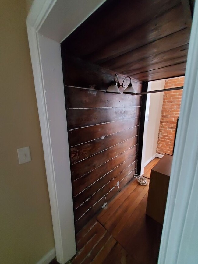 Photo - MCV, VCU, Church Hill, 2 Story, 3 Bedroom, 2 1/2 Bath House