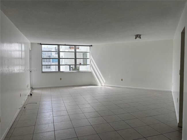 Photo - 2750 NE 183rd St Unit 1912