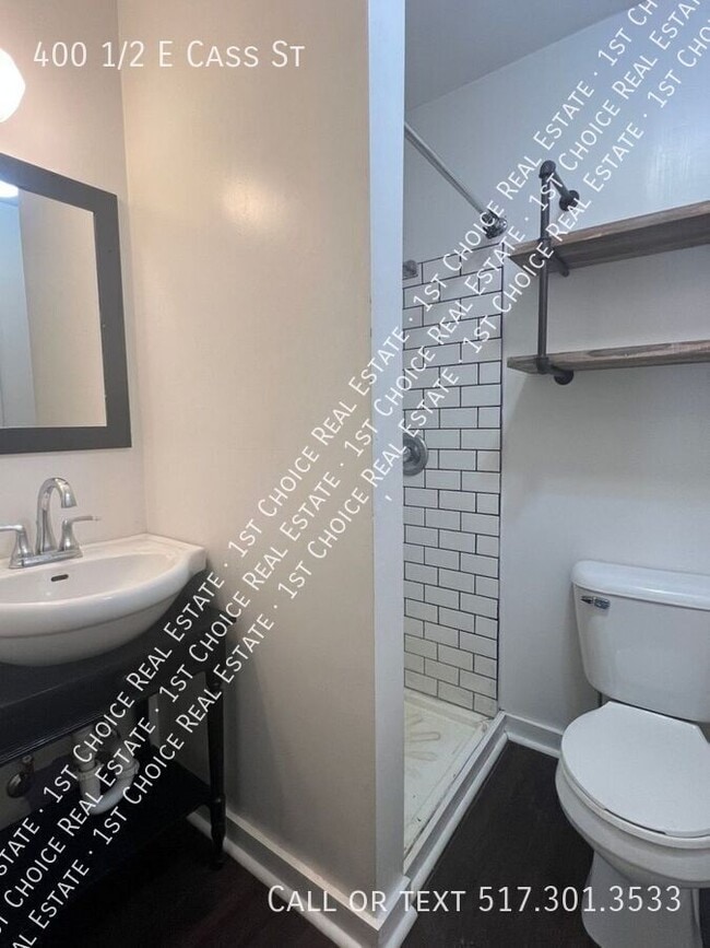 Photo - 400 1/2 E Cass St-