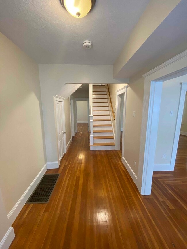 55 Simpson Ave Unit 1